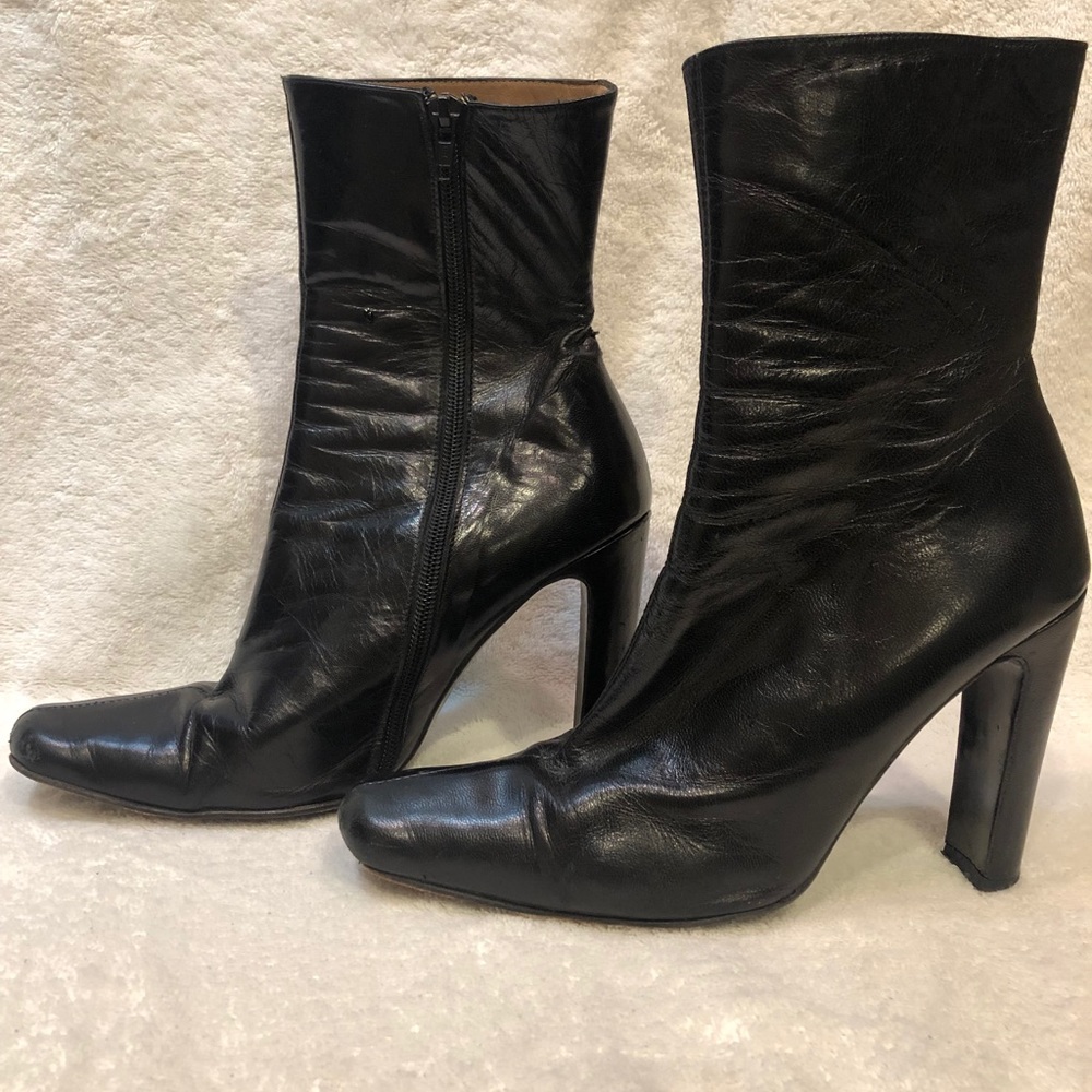 Nathalie M / Charles David Vintage boots 8.5